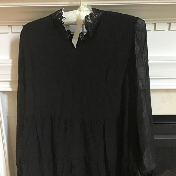 Sézane Black Silk Nikita Dress size 40 or US 8 Great for holidays - Picture 1 of 2
